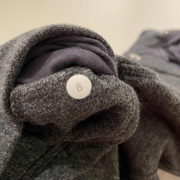 LULULEMON Method Wrap - Size 8 - Picture 4 of 6